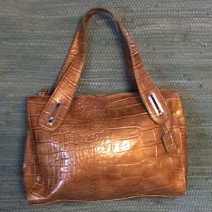 NEW—- Liz Claiborne Croc Design Handbag
